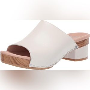 DANSKO SIZE 37 WOMENS PLATFORM SANDALS